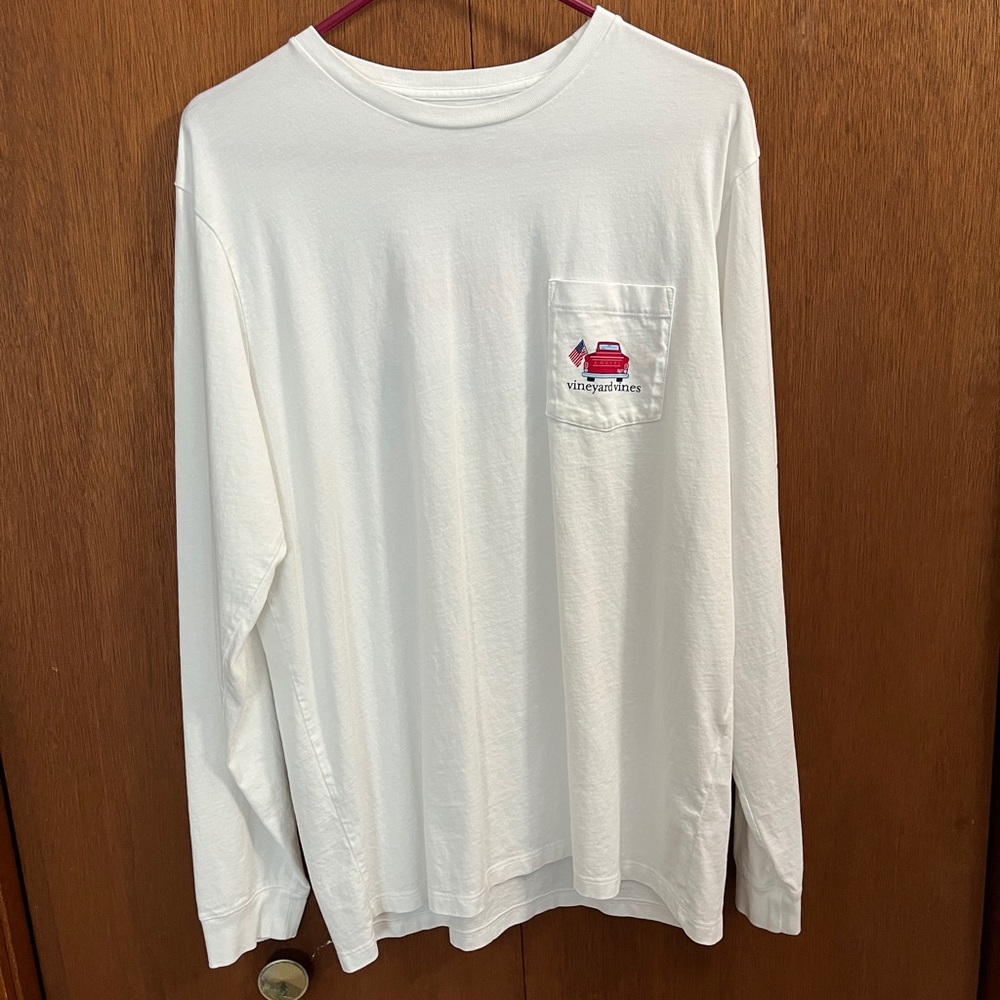 Vineyard Vines Men's White Long Sleeve Tee with PiLogo